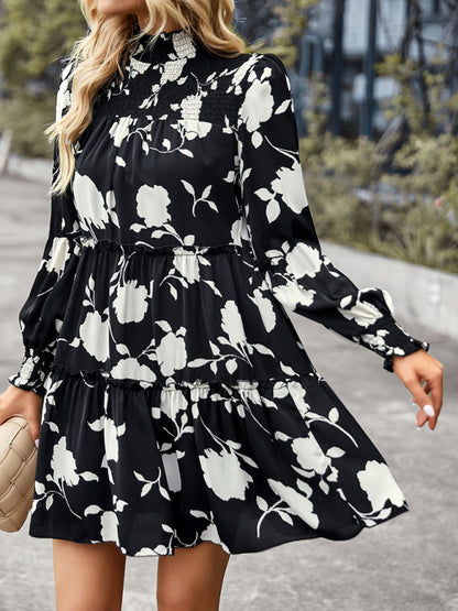 Women's elegant long sleeved loose dress