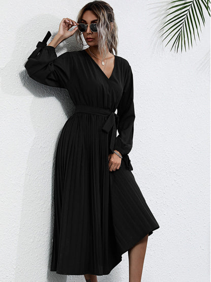 Women's Solid Color V-Neck Cutout Long Sleeve Dress