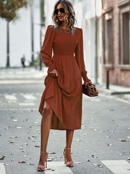 Elastic waist mid-length dress for casual vacation