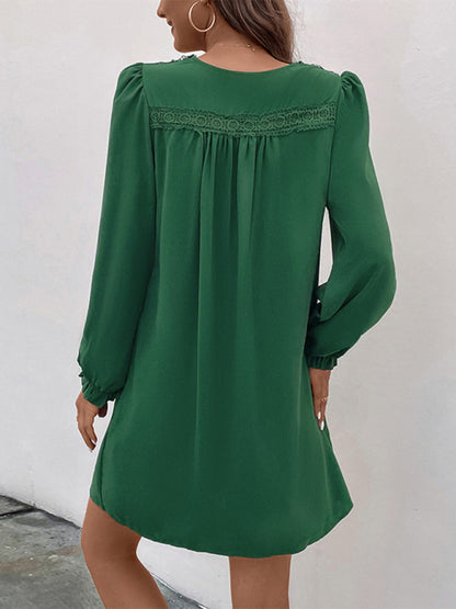 Women's V-neck smocked long-sleeved dress