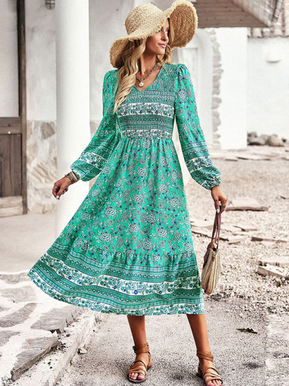 Women's New Bohemian Casual Resort Style V-Neck Dress