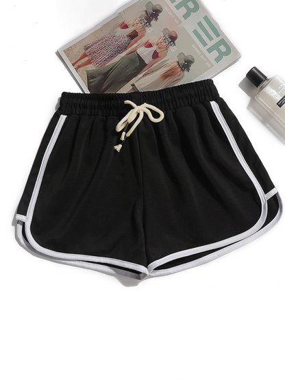 New sports style three-quarter shorts yoga loose hot pants