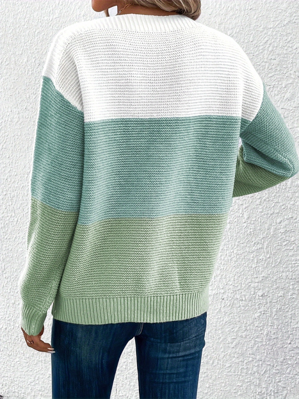 Loose crew neck sweater