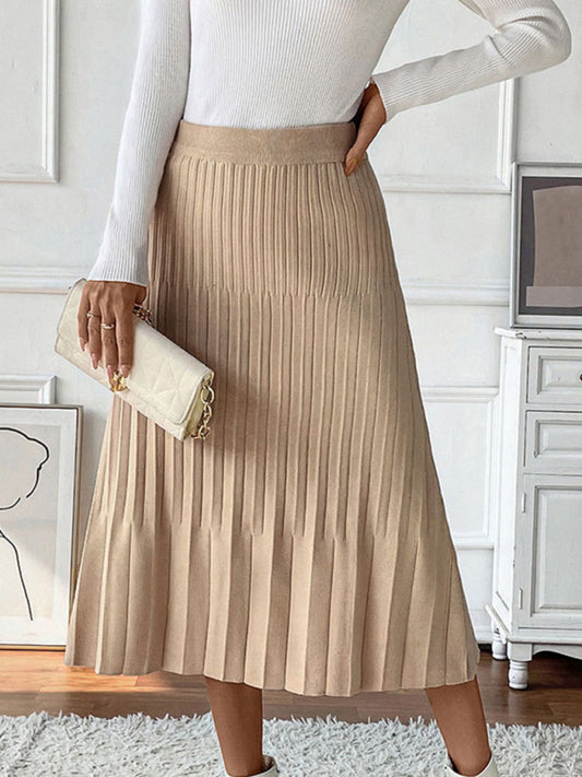 New Pleated Knit Skirt