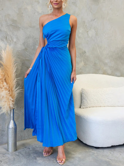 Women's Elegant Pleated Dress One Shoulder Waist Hollow Dress